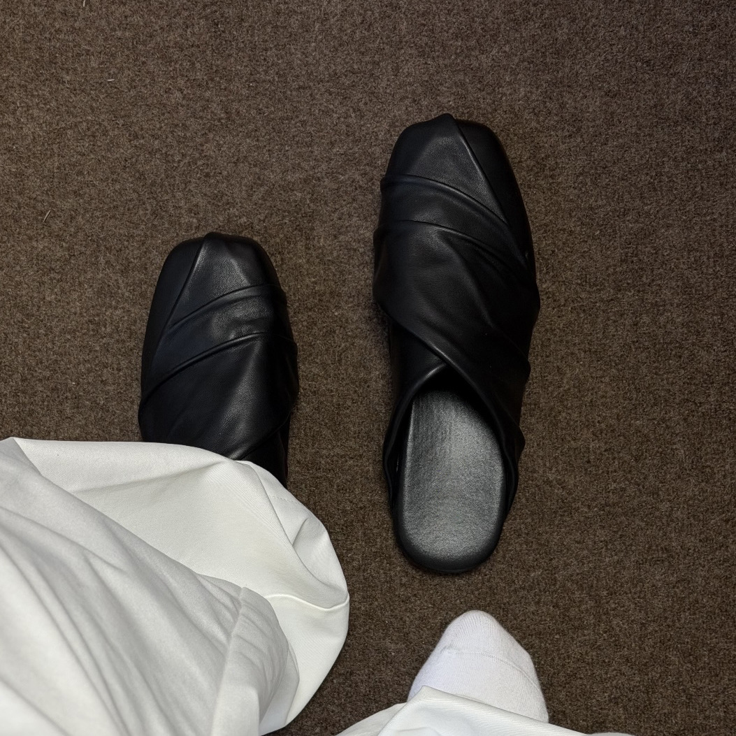 Черные винтажные кожаные туфли – обзор и цена Mule Slip On